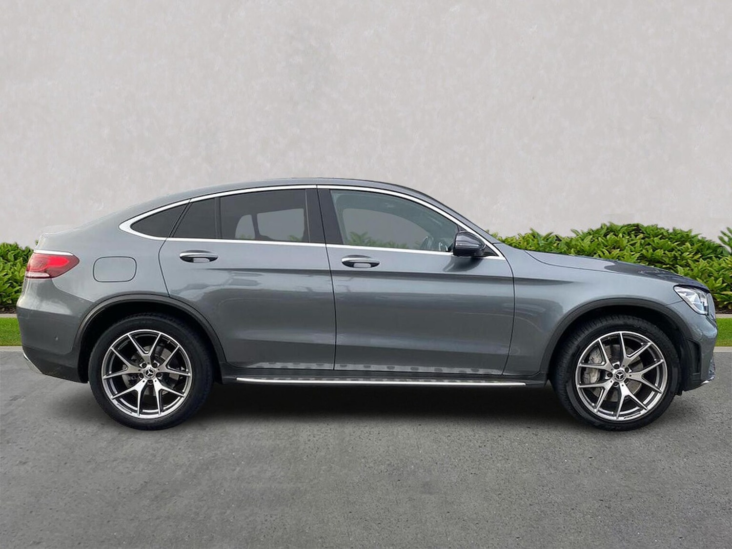 Used Mercedes-Benz GLC 2021 for sale - 76470973: Photo 3