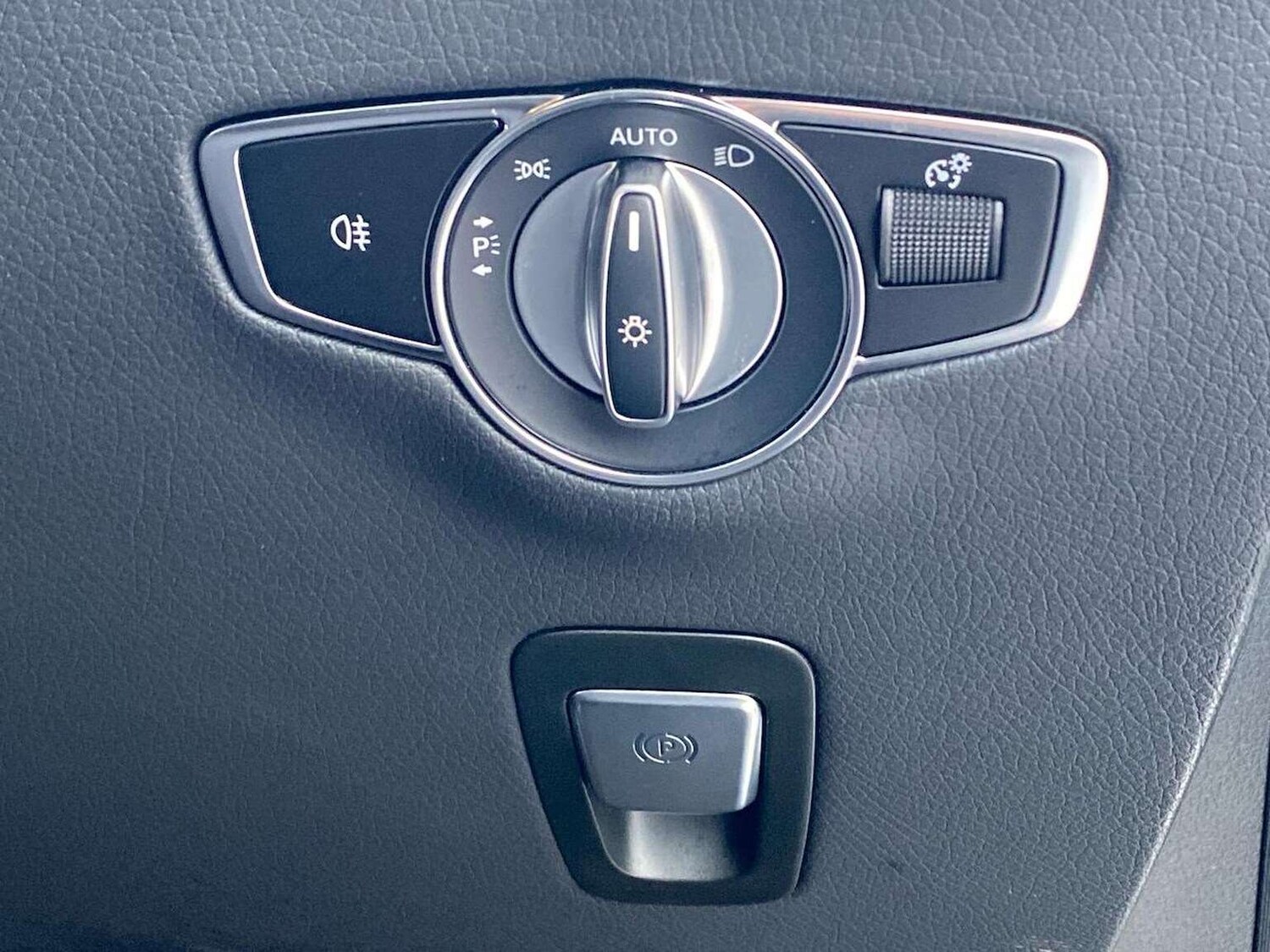 Used Mercedes-Benz EQC 2023 for sale - 77629393: Photo 22