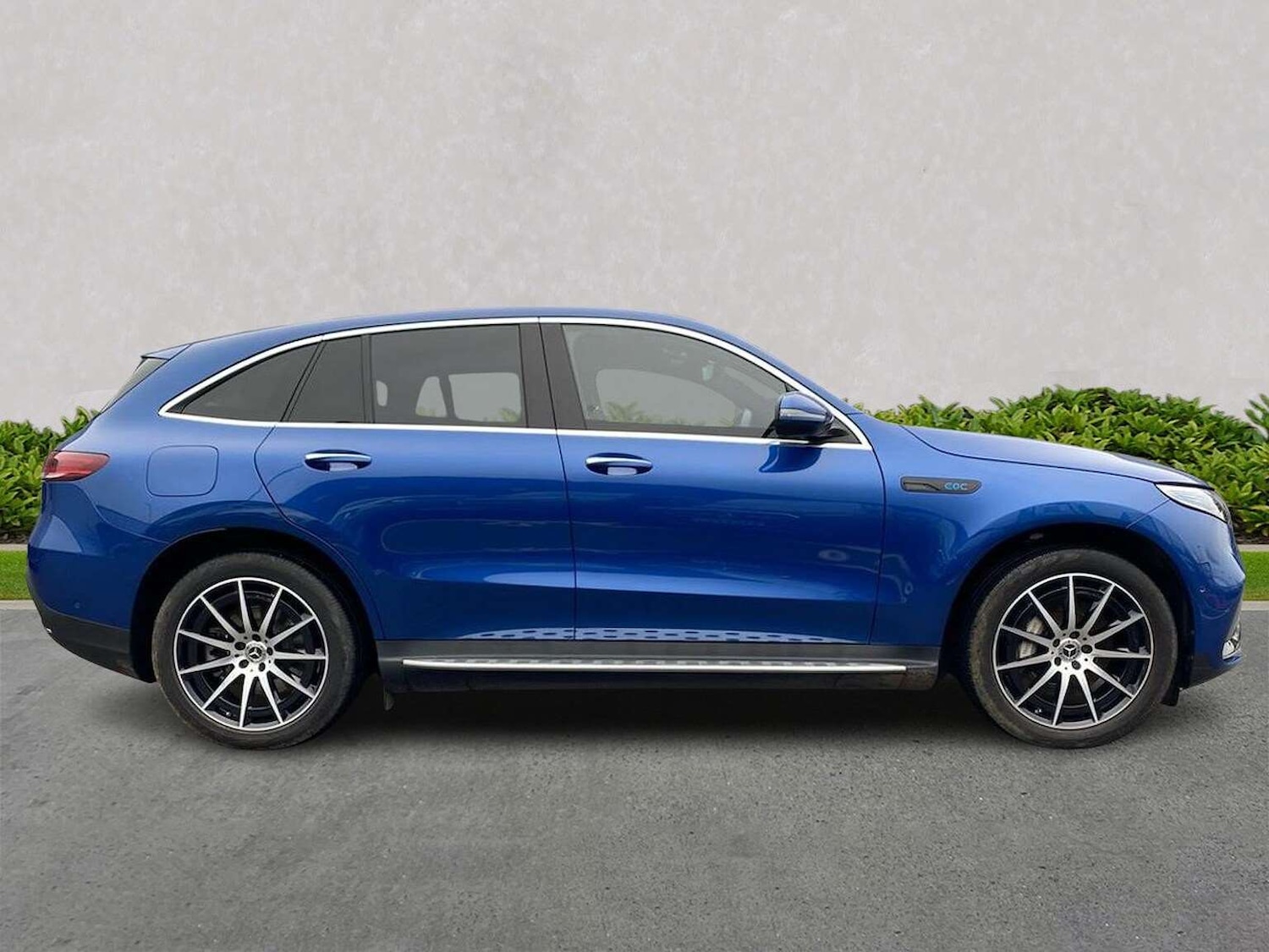 Used Mercedes-Benz EQC 2023 for sale - 77629393: Photo 3