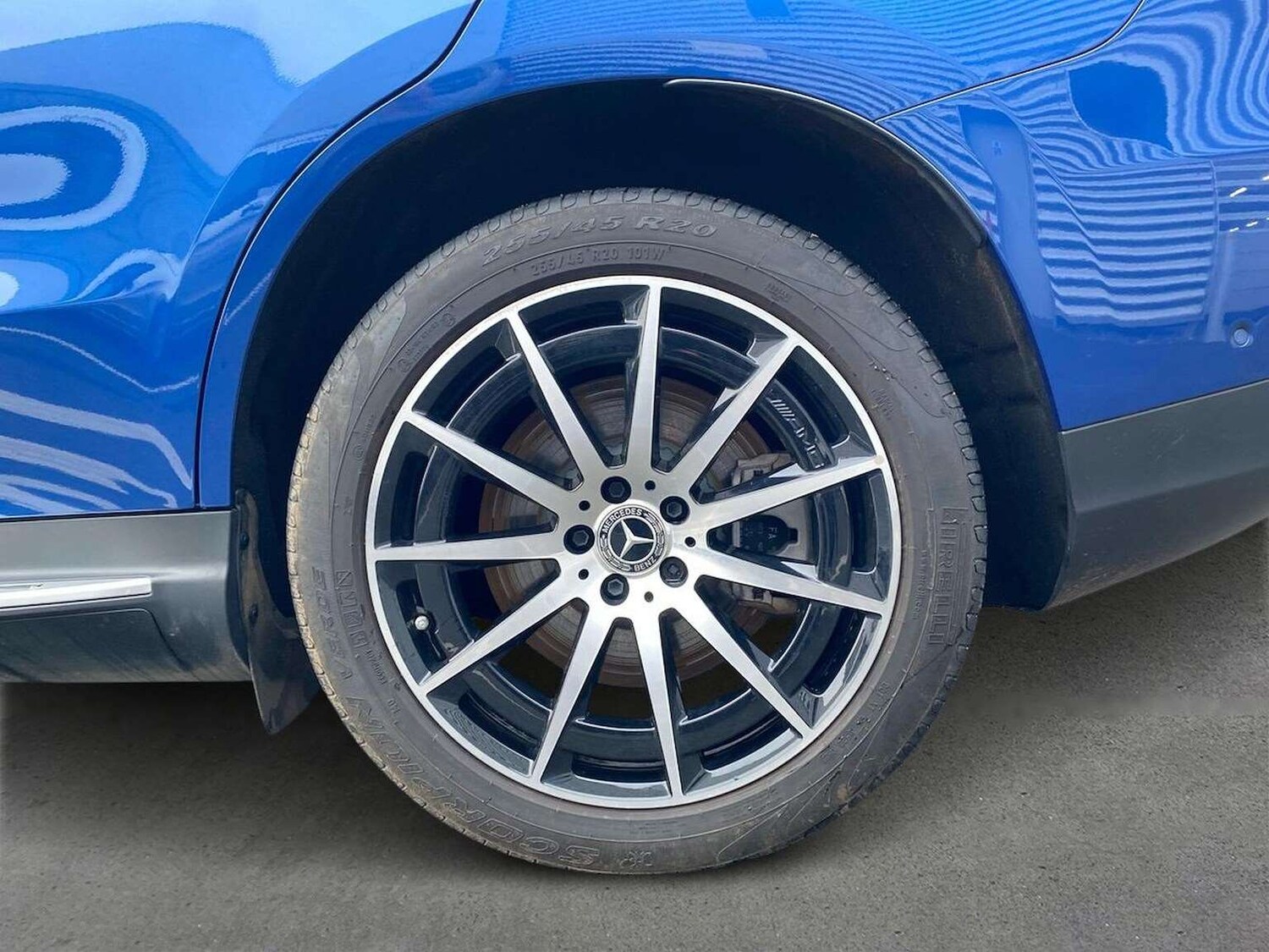 Used Mercedes-Benz EQC 2023 for sale - 77629393: Photo 6