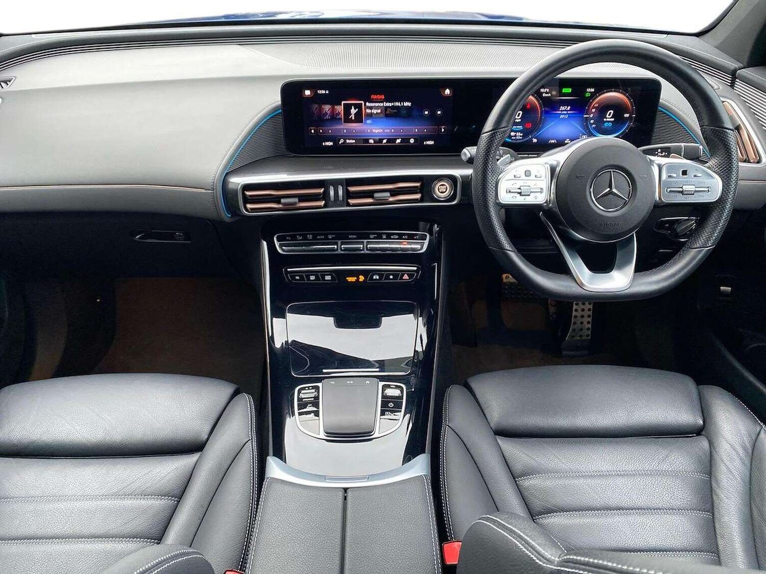 Used Mercedes-Benz EQC 2023 for sale - 77629393: Photo 8