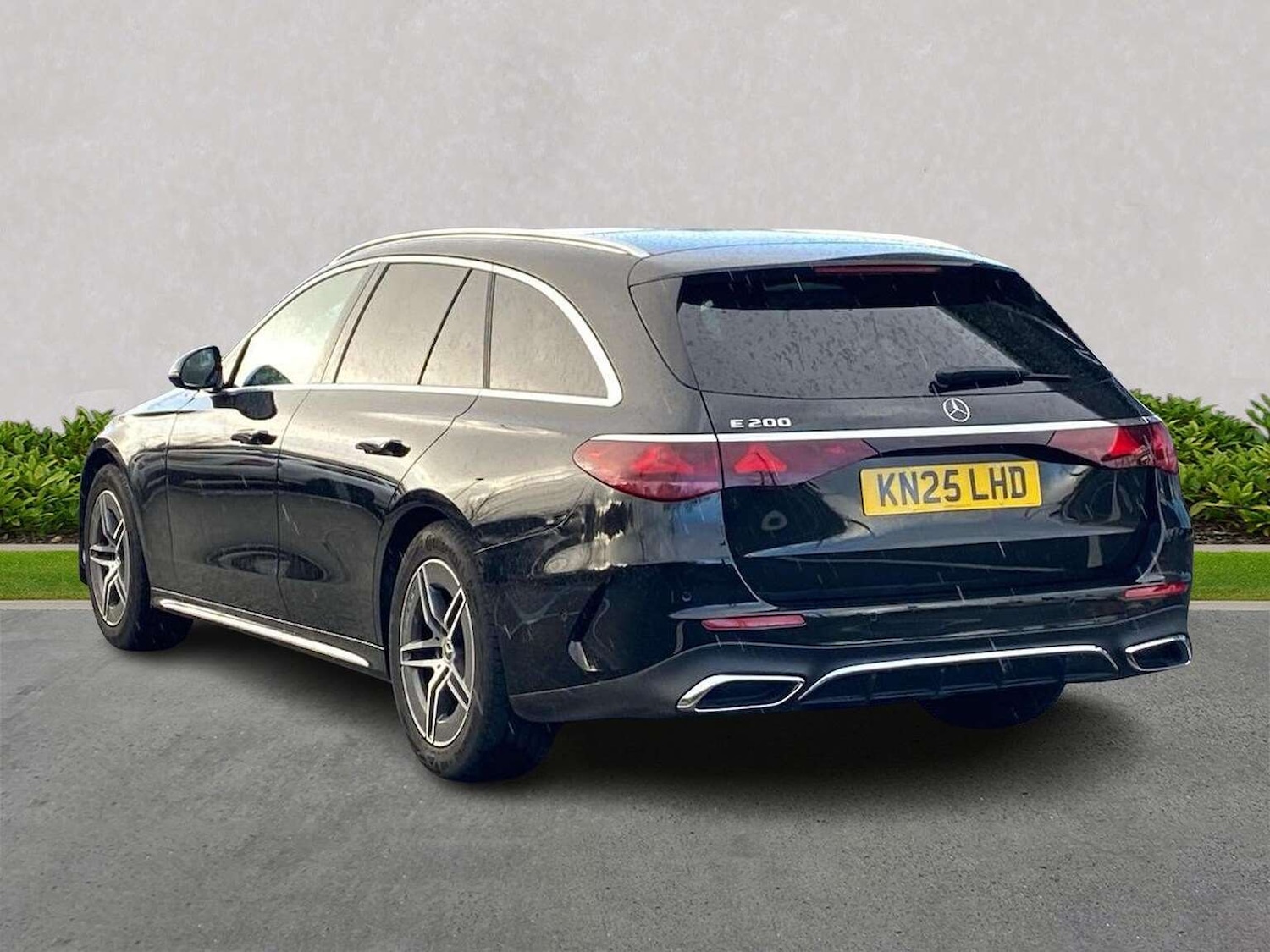 Used Mercedes-Benz E Class 2025 for sale - 77568672: Photo 2