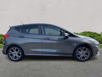Used Ford Fiesta 2020 for sale - 78932580: Photo