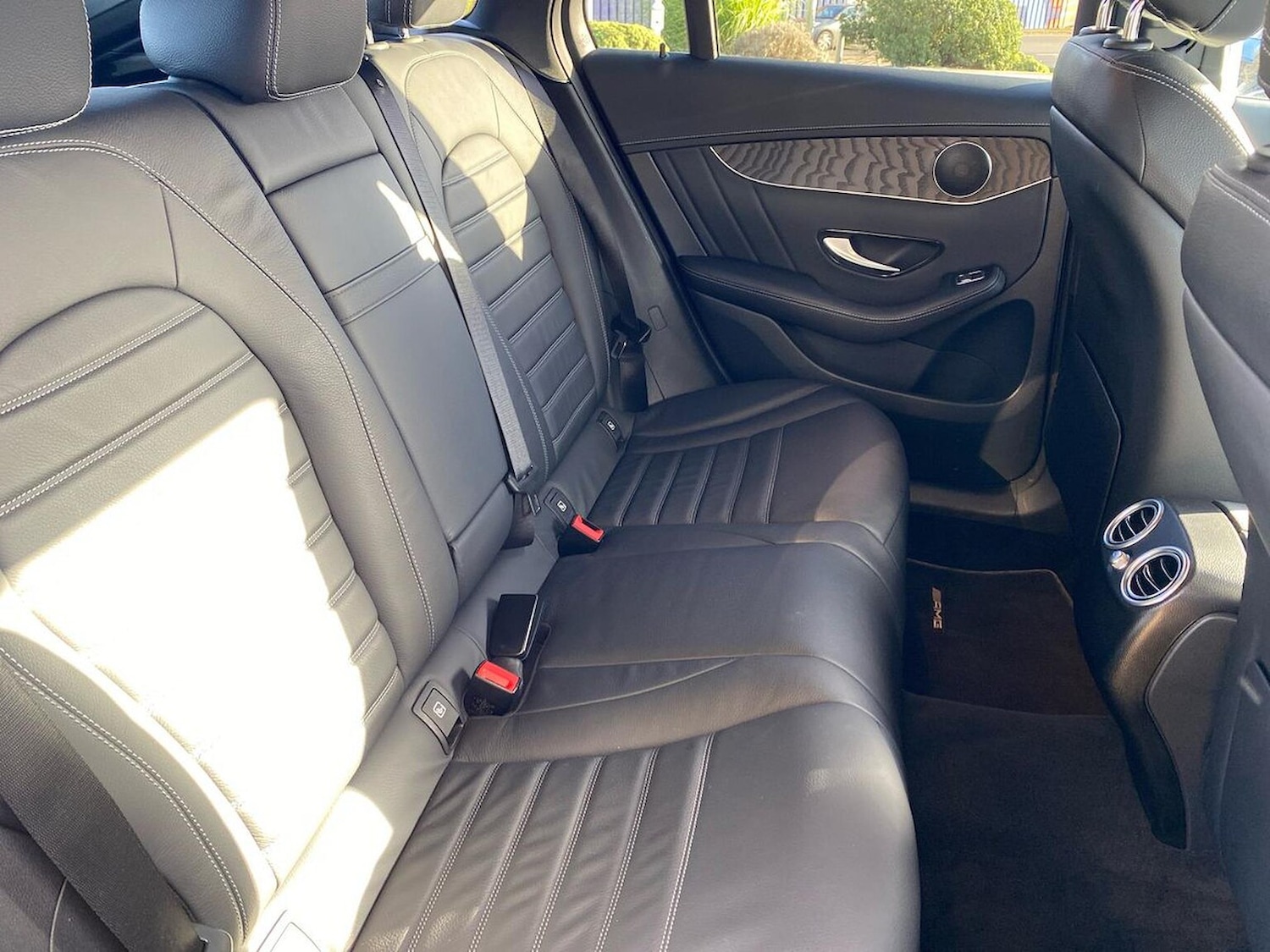 Used Mercedes-Benz GLC 2021 for sale - 76879717: Photo 16