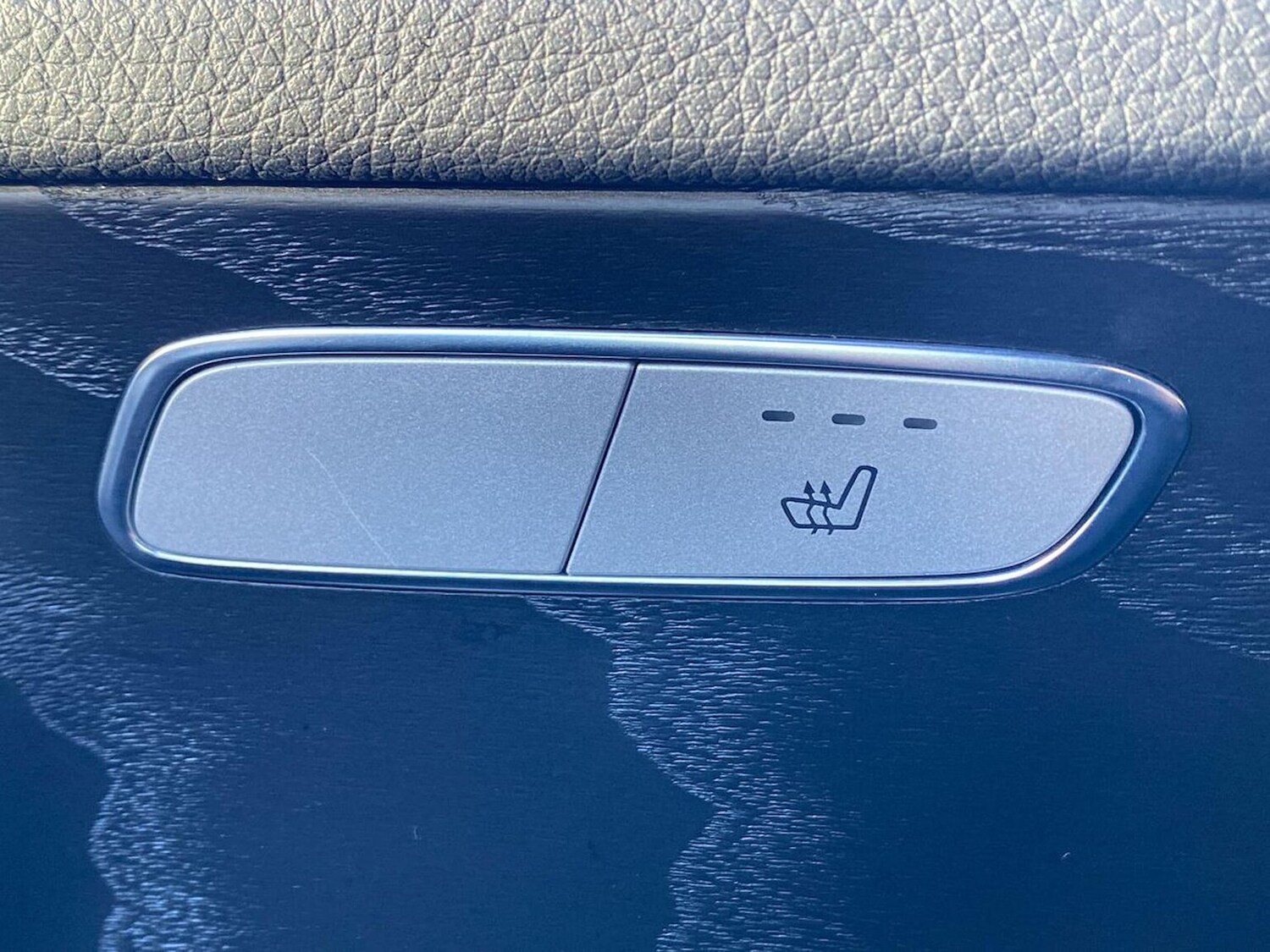 Used Mercedes-Benz GLC 2021 for sale - 76879717: Photo 30