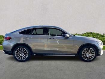 Used Mercedes-Benz GLC 2021 for sale - 76879717: Photo