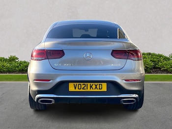 Used Mercedes-Benz GLC 2021 for sale - 76879717: Photo