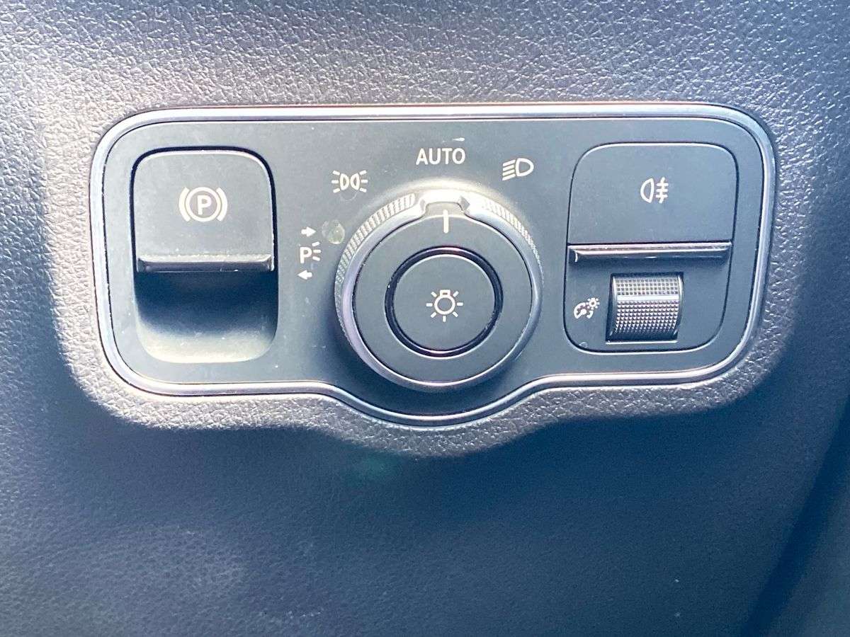 Used Mercedes-Benz GLB 2023 for sale - 78192389: Photo 22