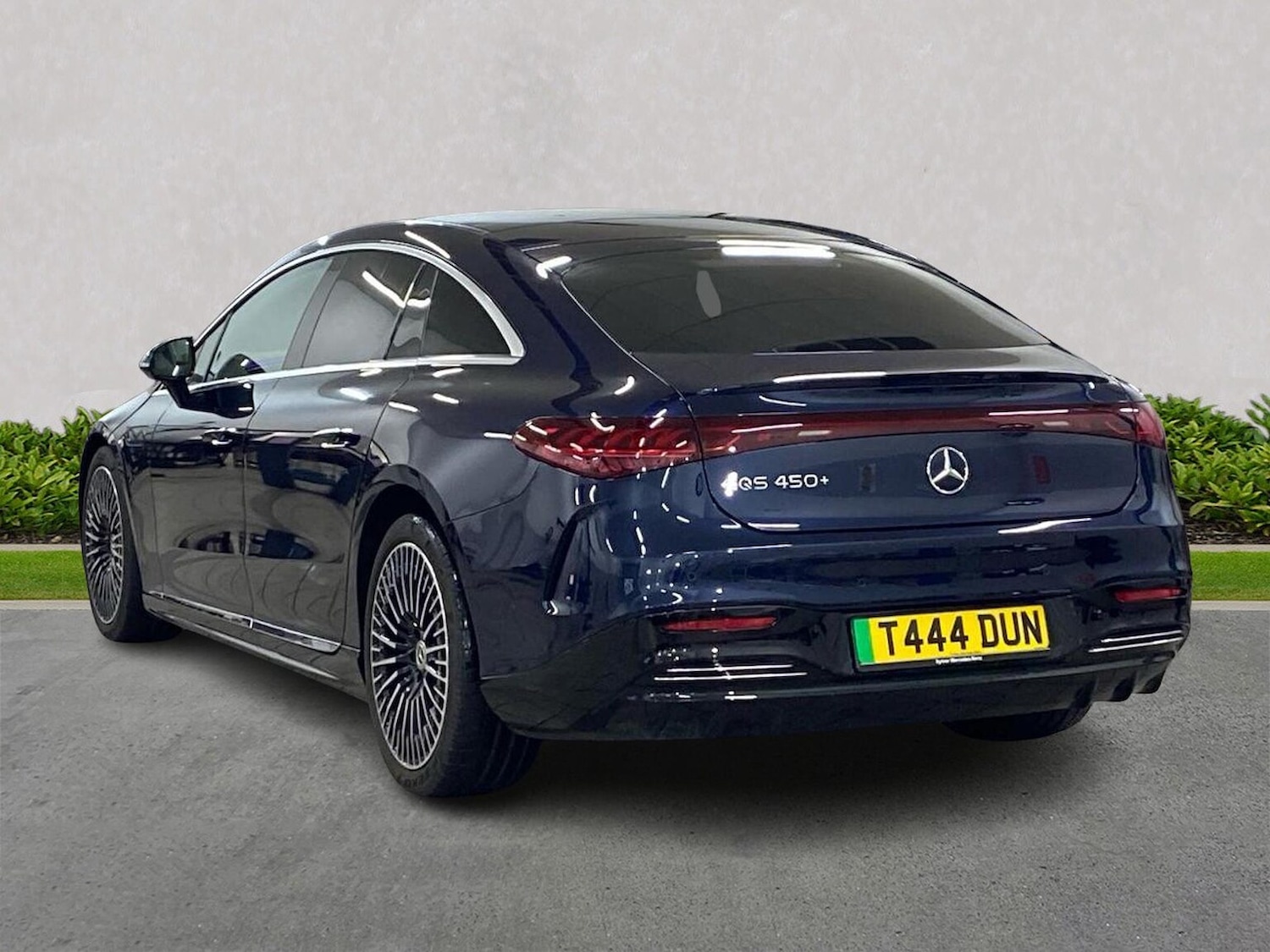 Used Mercedes-Benz EQS 2023 for sale - 76982881: Photo 2