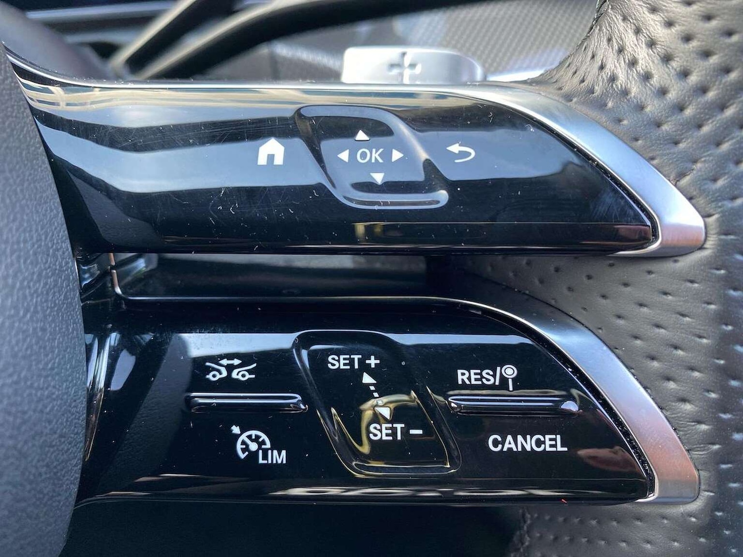 Used Mercedes-Benz C Class 2024 for sale - 77568660: Photo 27