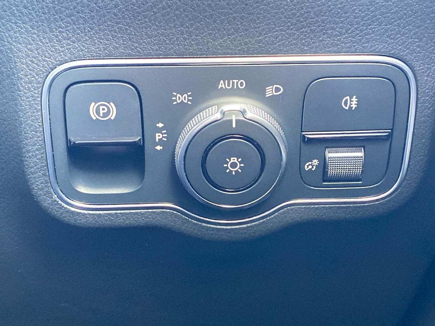 Used Mercedes-Benz GLA 2022 for sale - 76571015: Photo 22