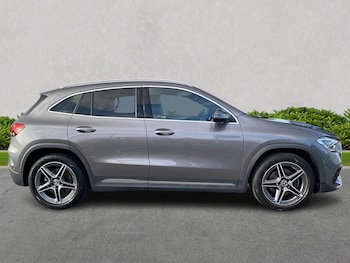Used Mercedes-Benz GLA 2022 for sale - 76571015: Photo