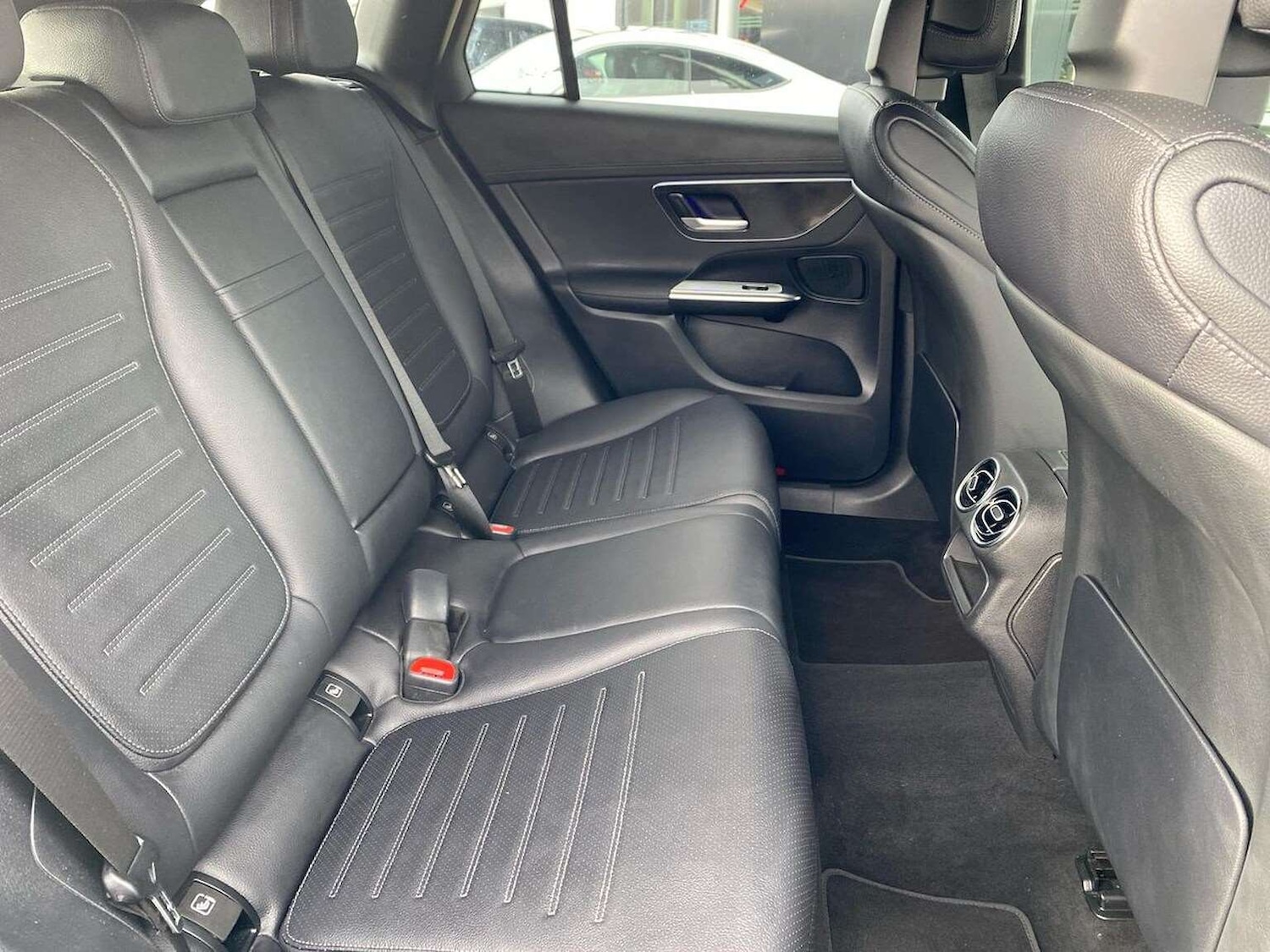 Used Mercedes-Benz GLC 2023 for sale - 77568678: Photo 16