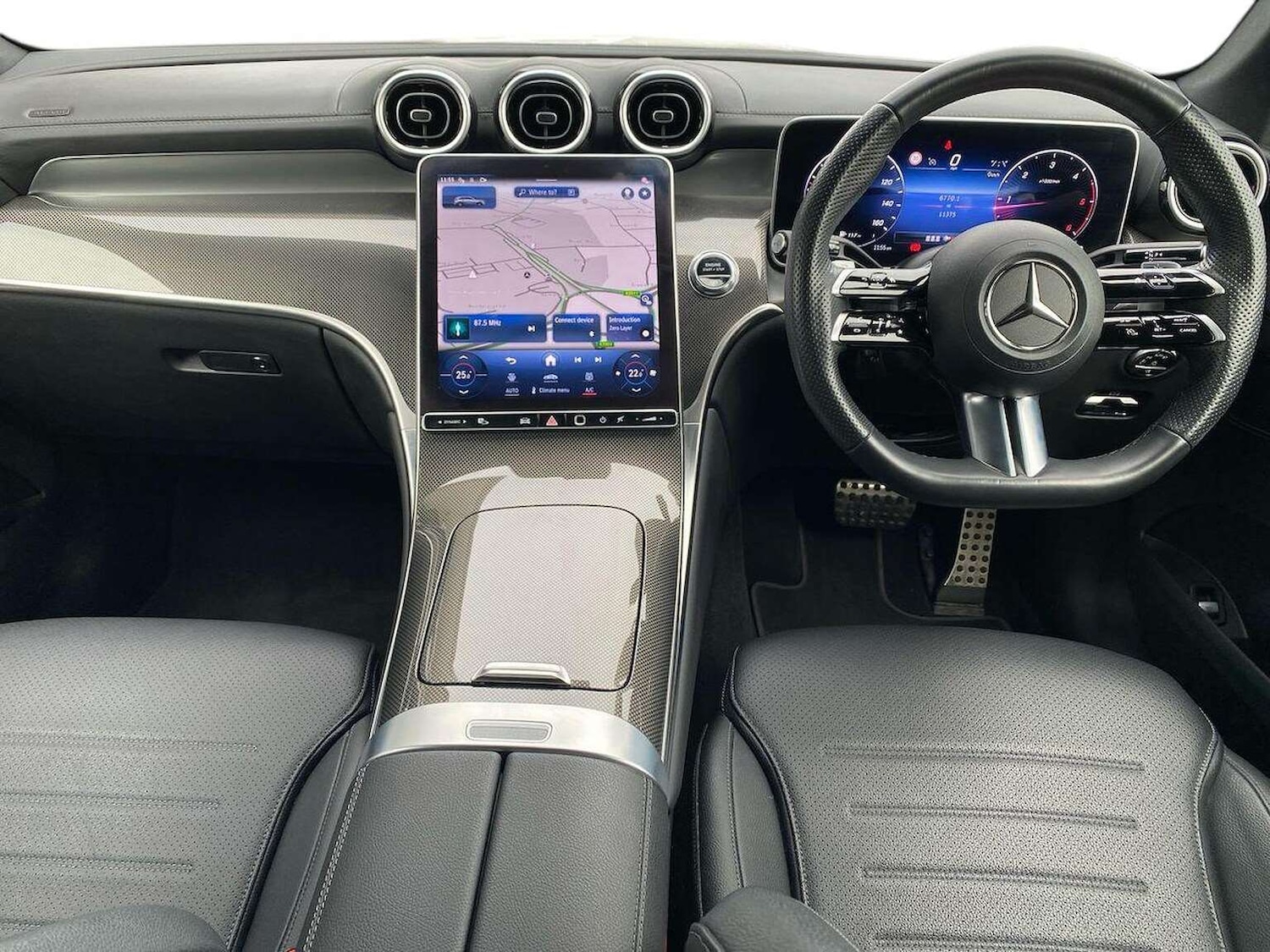 Used Mercedes-Benz GLC 2023 for sale - 77568678: Photo 8