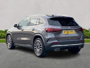 Used Mercedes-Benz GLA 2024 for sale - 76057964: Photo 2