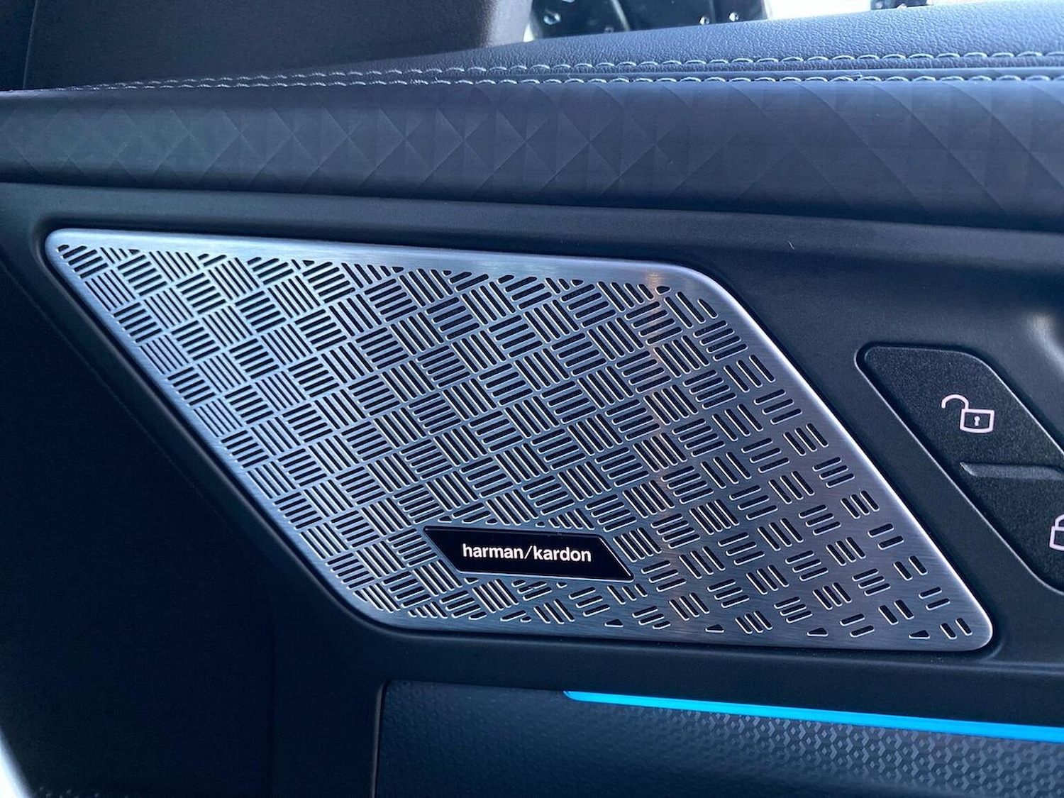 Used BMW iX2 2024 for sale - 76799390: Photo 31