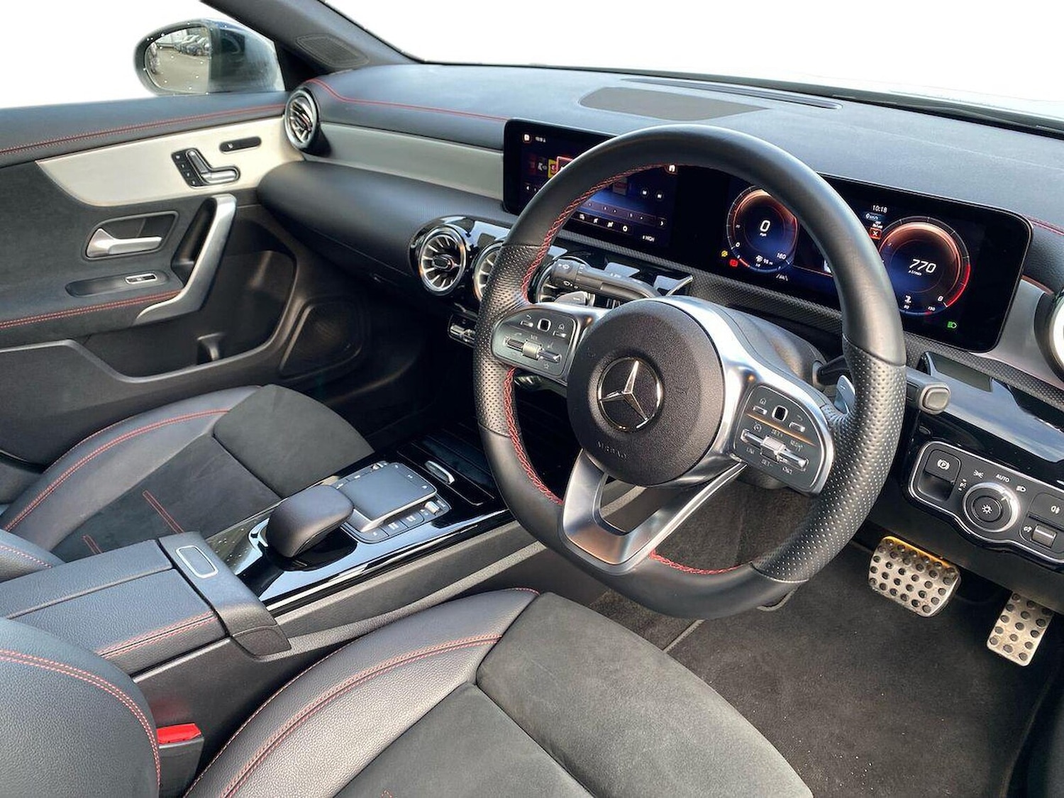 Used Mercedes-Benz CLA 2023 for sale - 76809356: Photo 15