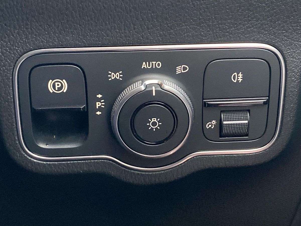 Used Mercedes-Benz GLA 2022 for sale - 78192026: Photo 32