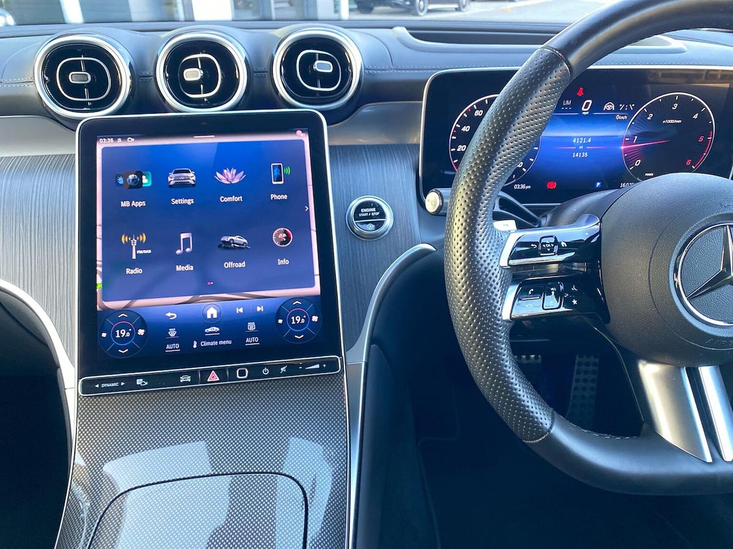 Used Mercedes-Benz GLC 2023 for sale - 76403430: Photo 13