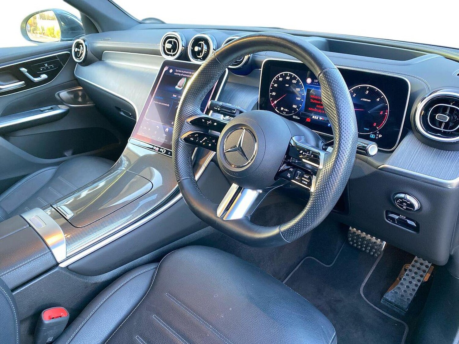 Used Mercedes-Benz GLC 2023 for sale - 76403430: Photo 15