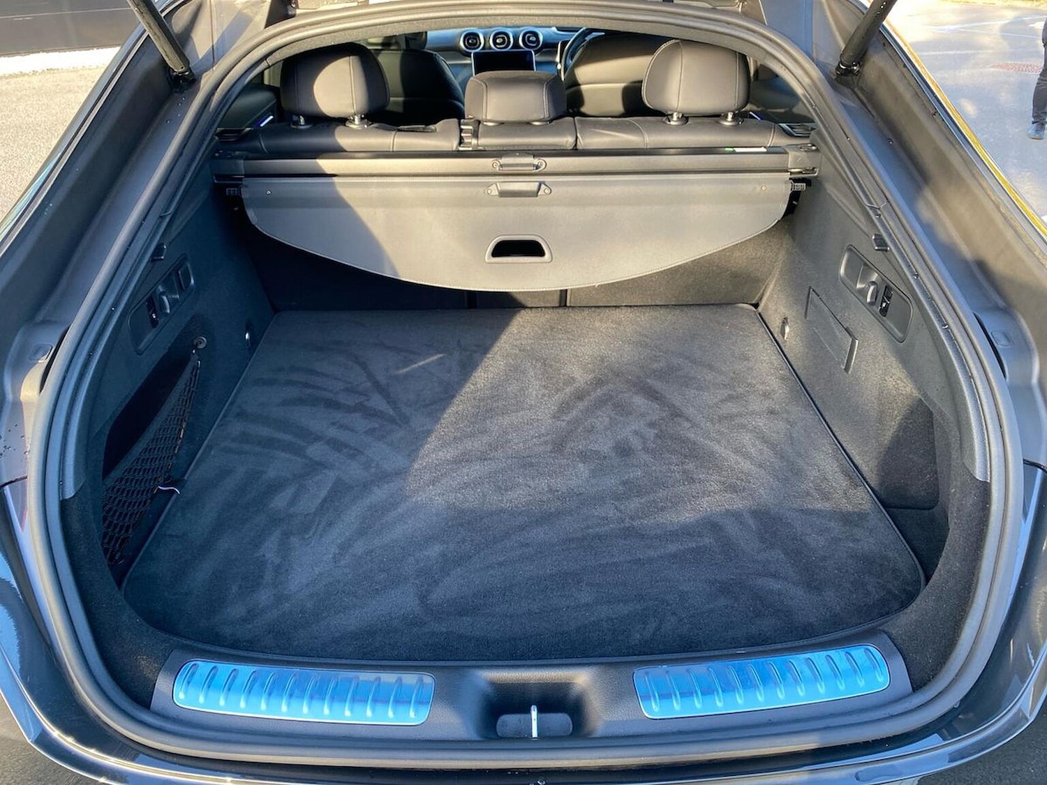 Used Mercedes-Benz GLC 2023 for sale - 76403430: Photo 17