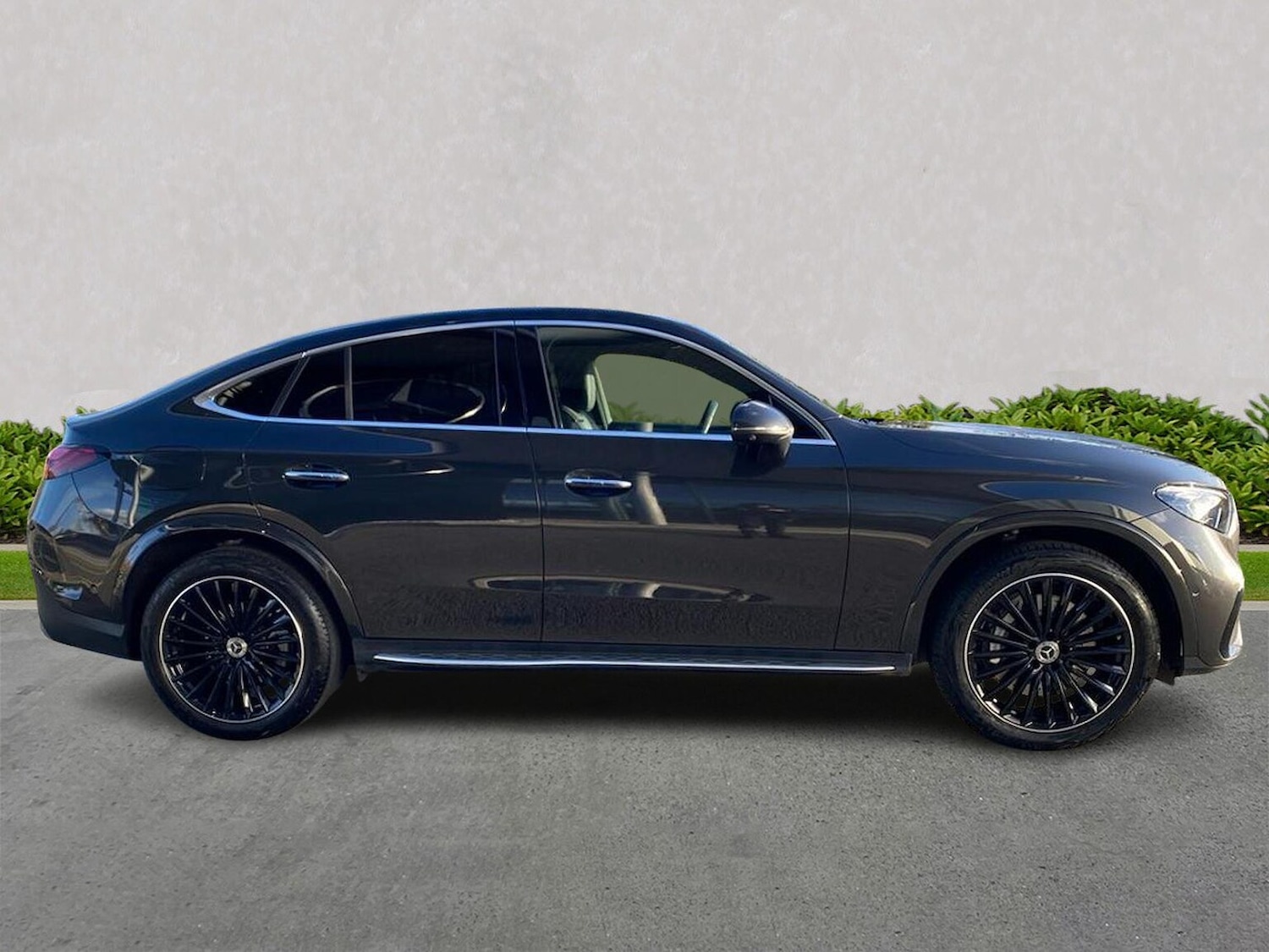 Used Mercedes-Benz GLC 2023 for sale - 76403430: Photo 3