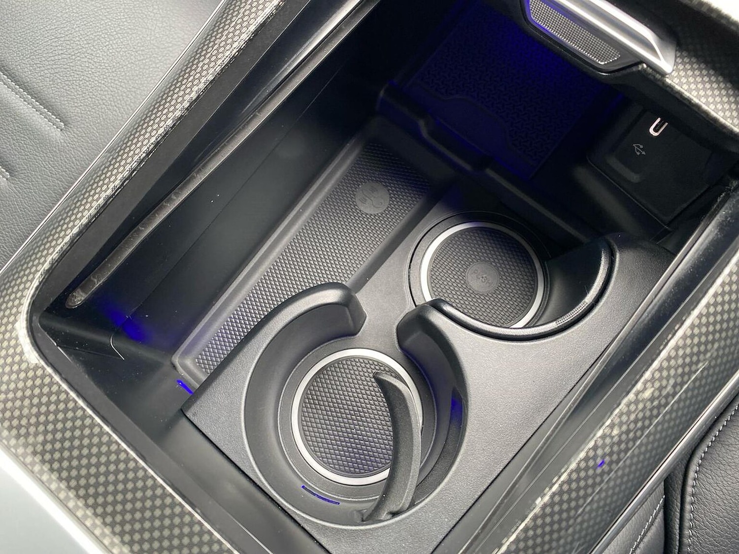 Used Mercedes-Benz GLC 2023 for sale - 76292977: Photo 32