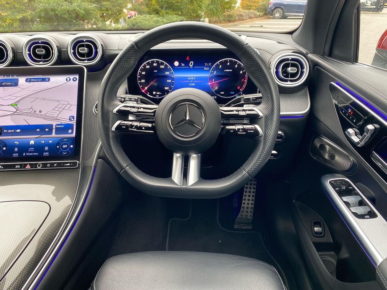 Used Mercedes-Benz GLC 2023 for sale - 76292977: Photo 9