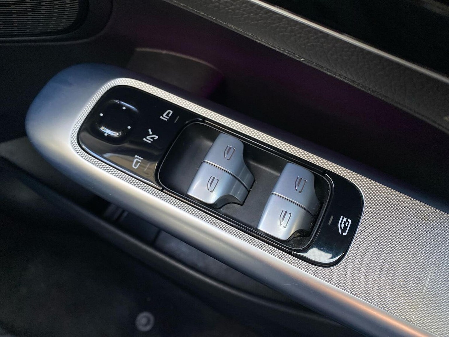 Used Mercedes-Benz GLC 2024 for sale - 76571016: Photo 23