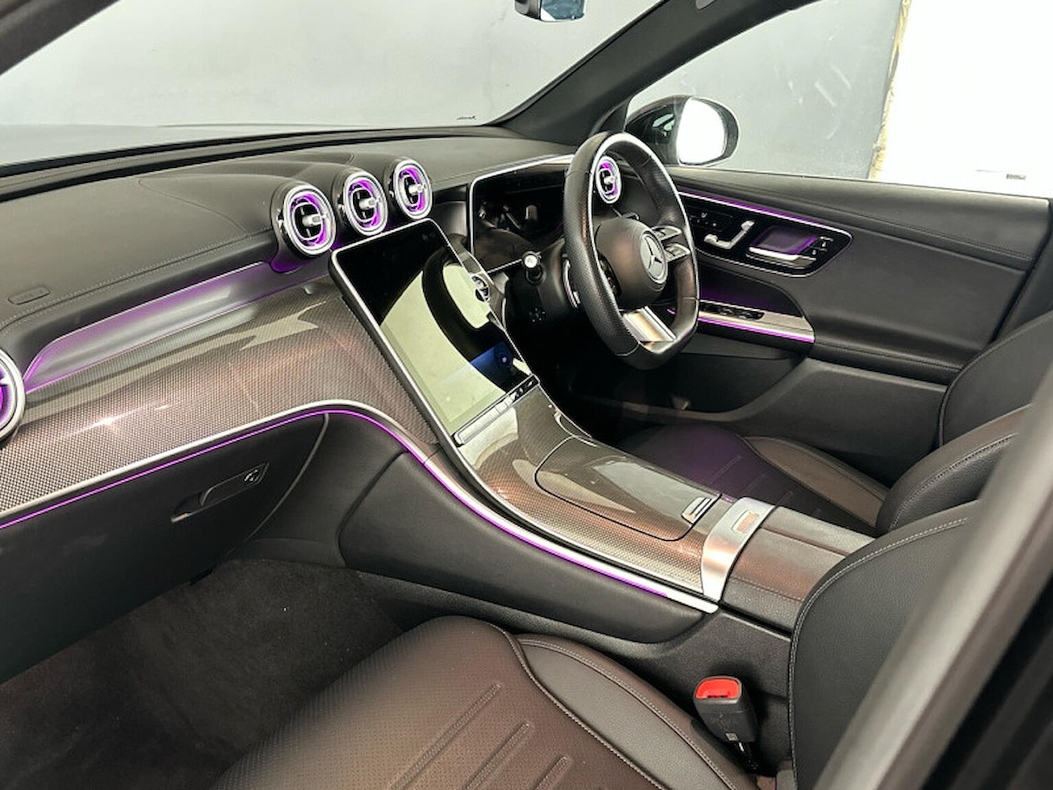 Used Mercedes-Benz GLC 2024 for sale - 76571016: Photo 3