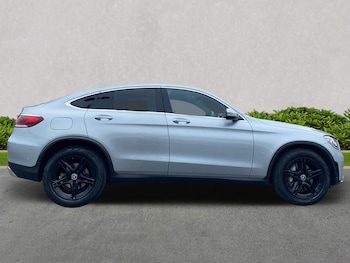 Used Mercedes-Benz GLC 2022 for sale - 75512917: Photo