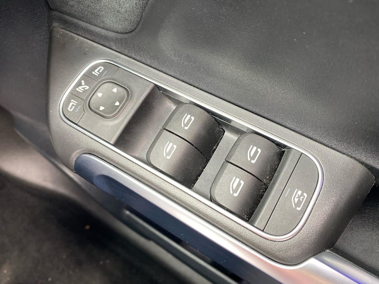 Used Mercedes-Benz GLB 2024 for sale - 76799384: Photo 21