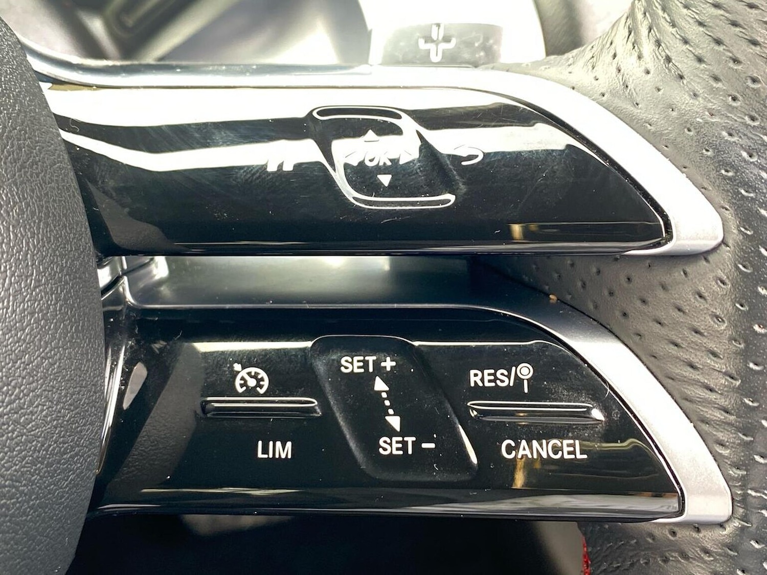 Used Mercedes-Benz GLB 2024 for sale - 76799384: Photo 27