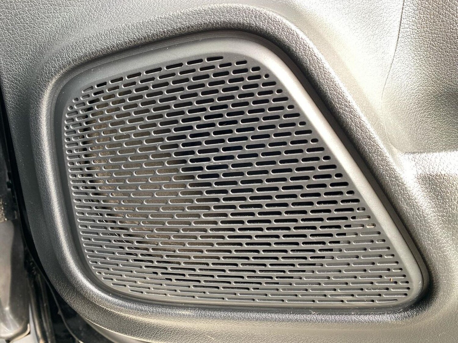 Used Mercedes-Benz GLB 2024 for sale - 76799384: Photo 31