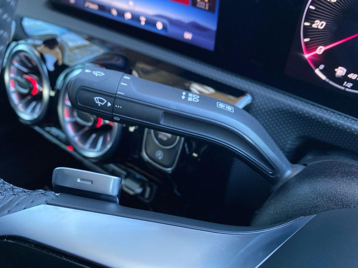 Used Mercedes-Benz CLA 2025 for sale - 77034612: Photo 28