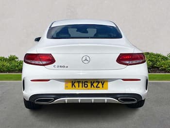 Used Mercedes-Benz C Class 2016 for sale - 79676095: Photo