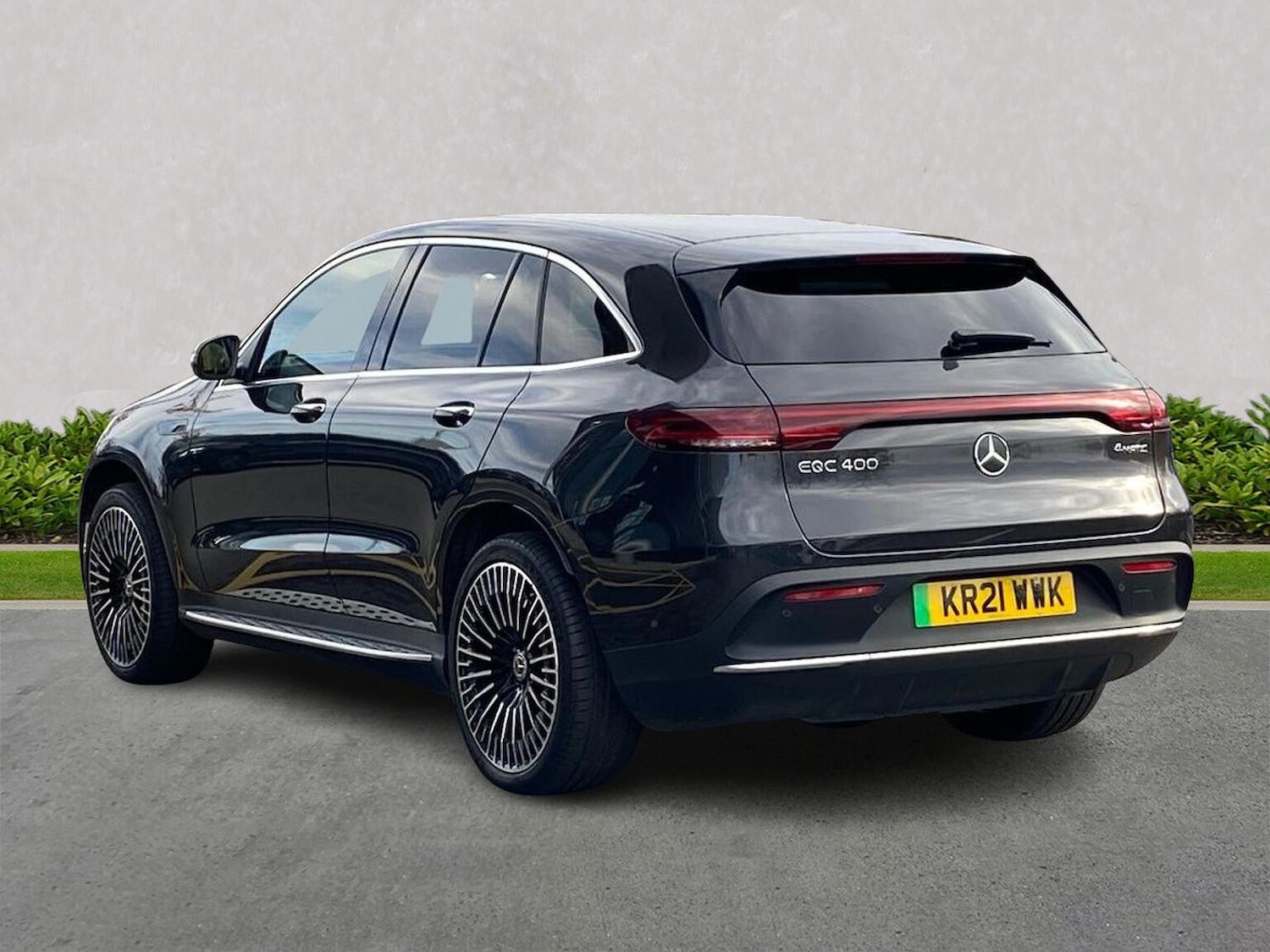 Used Mercedes-Benz EQC 2021 for sale - 76470968: Photo 2