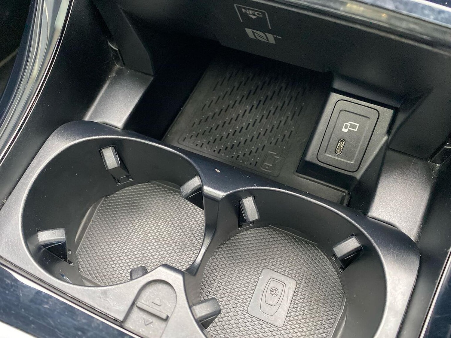 Used Mercedes-Benz EQC 2021 for sale - 76470968: Photo 32