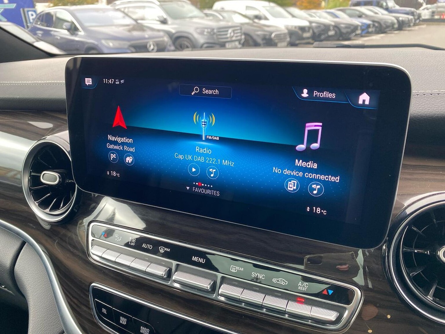 Used Mercedes-Benz V-Class 2021 for sale - 76391722: Photo 11