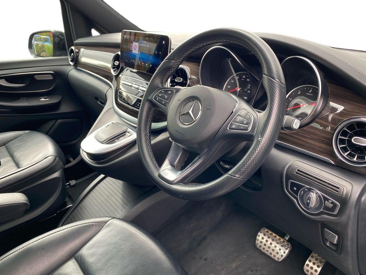 Used Mercedes-Benz V-Class 2021 for sale - 76391722: Photo 15