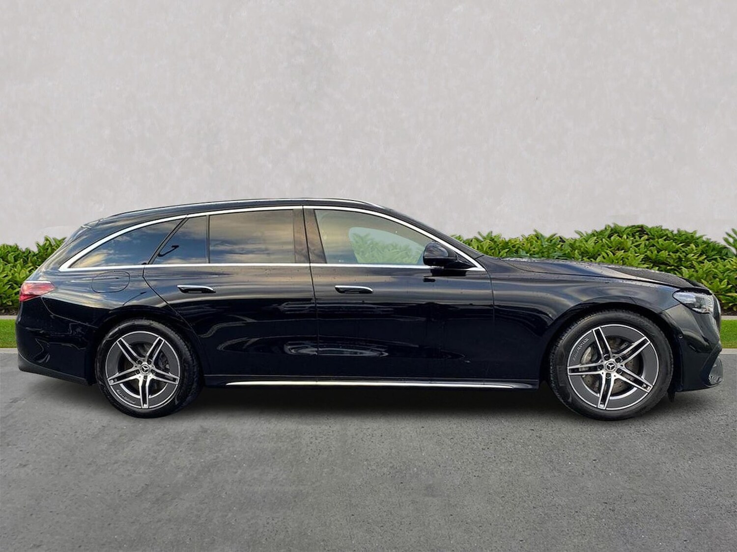 Used Mercedes-Benz E Class 2024 for sale - 76559795: Photo 3