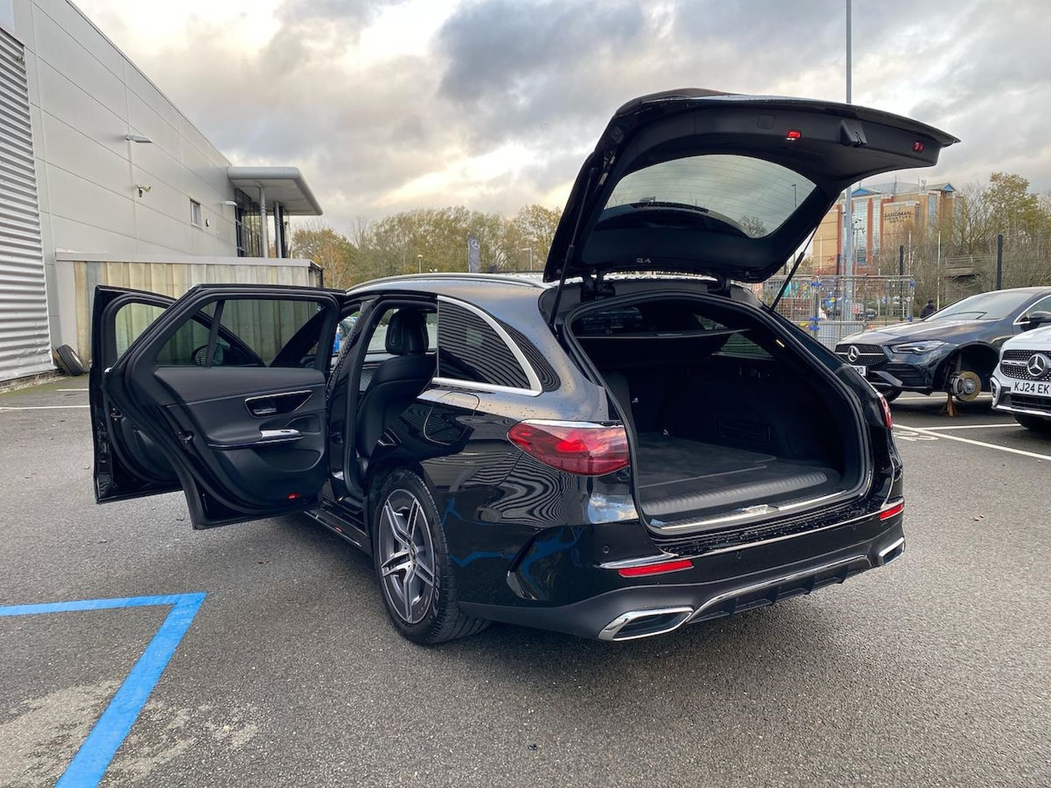 Used Mercedes-Benz E Class 2024 for sale - 76559795: Photo 40