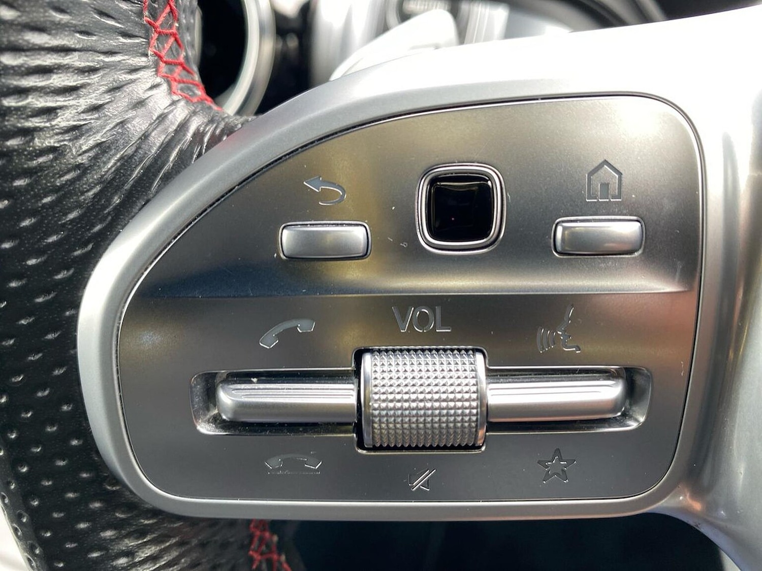 Used Mercedes-Benz GLB 2021 for sale - 76357856: Photo 26