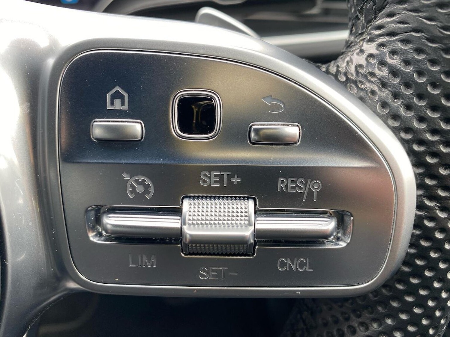 Used Mercedes-Benz GLE 2022 for sale - 76450580: Photo 27