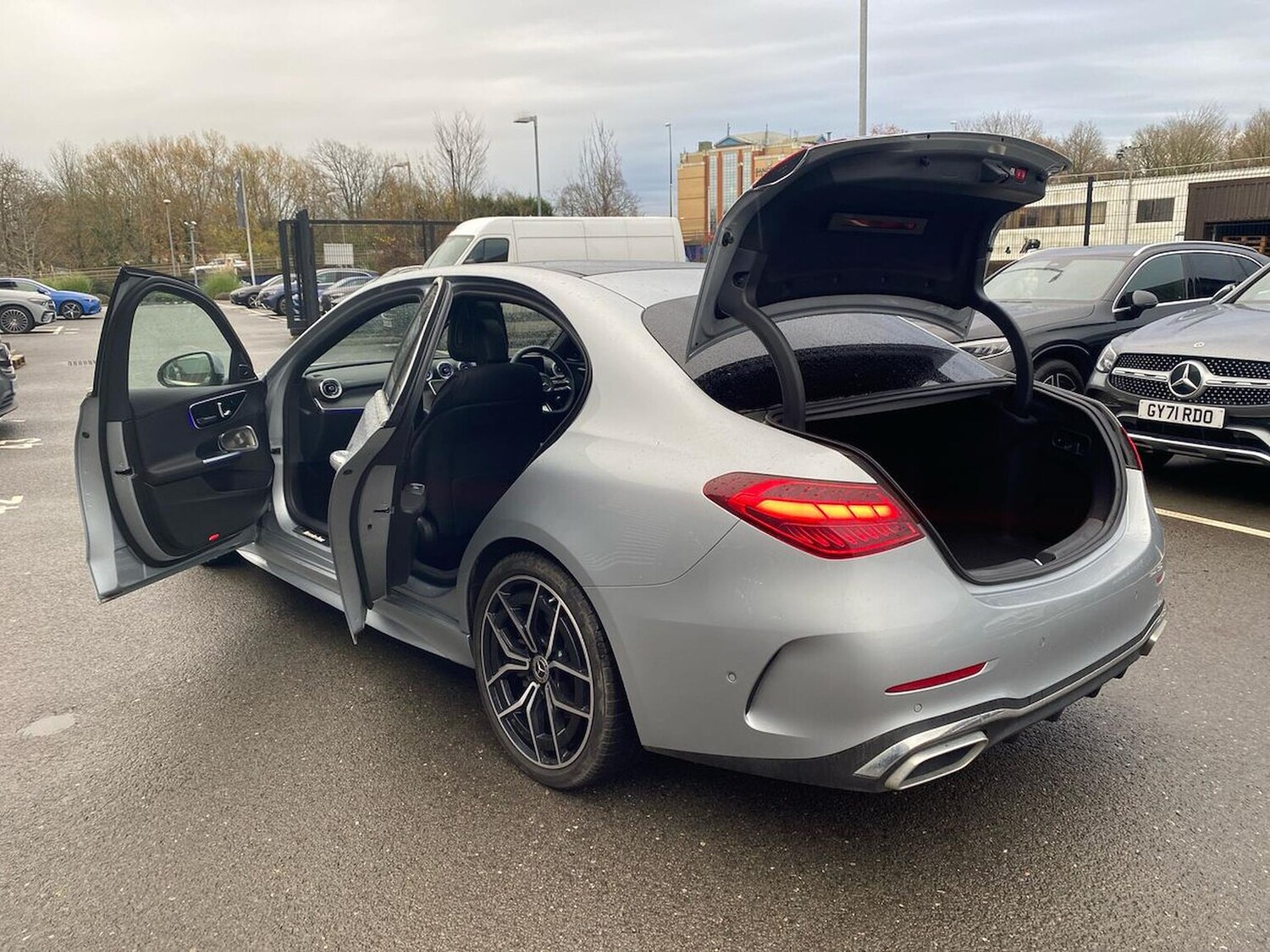 Used Mercedes-Benz C Class 2024 for sale - 77488795: Photo 40