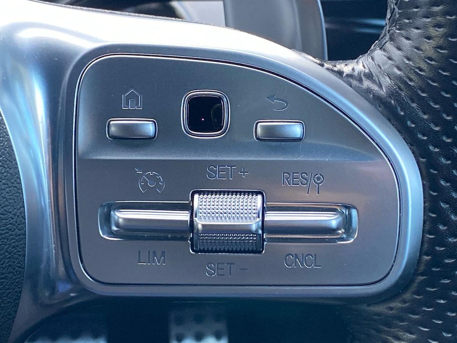 Used Mercedes-Benz A-Class 2022 for sale - 76945910: Photo 27