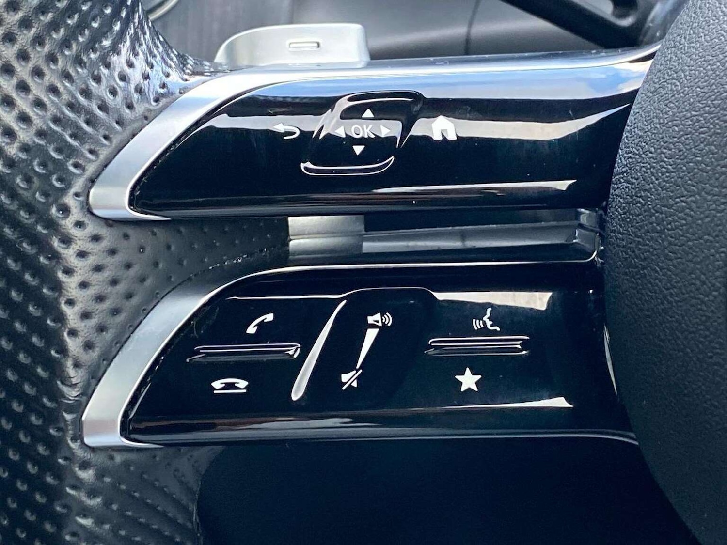 Used Mercedes-Benz GLC 2024 for sale - 78013013: Photo 26