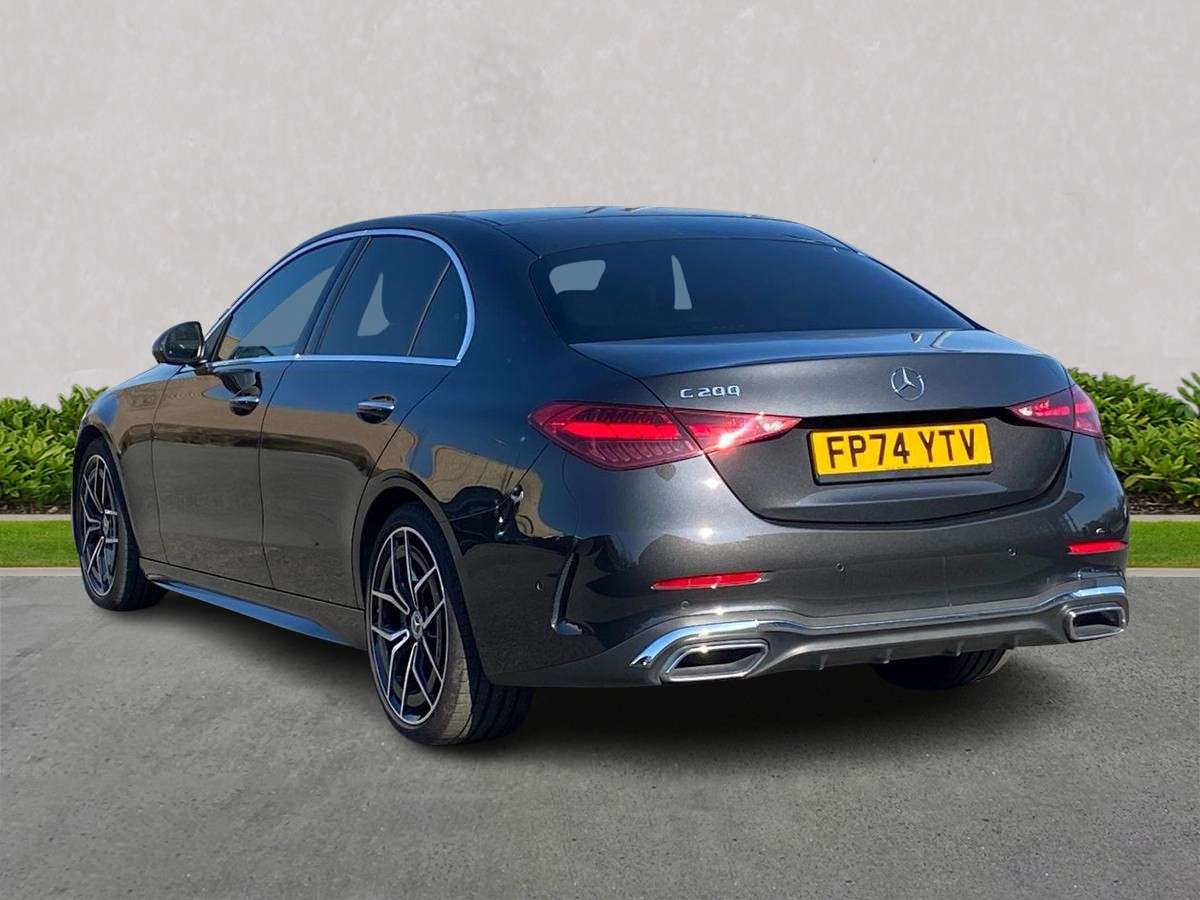 Used Mercedes-Benz C Class 2024 for sale - 78098352: Photo 2