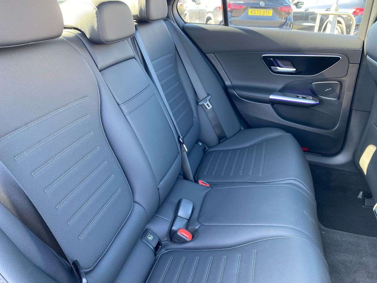 Used Mercedes-Benz C Class 2024 for sale - 78098352: Photo 29