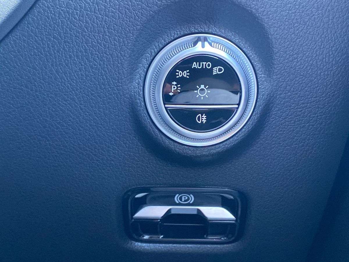 Used Mercedes-Benz C Class 2024 for sale - 78098352: Photo 32